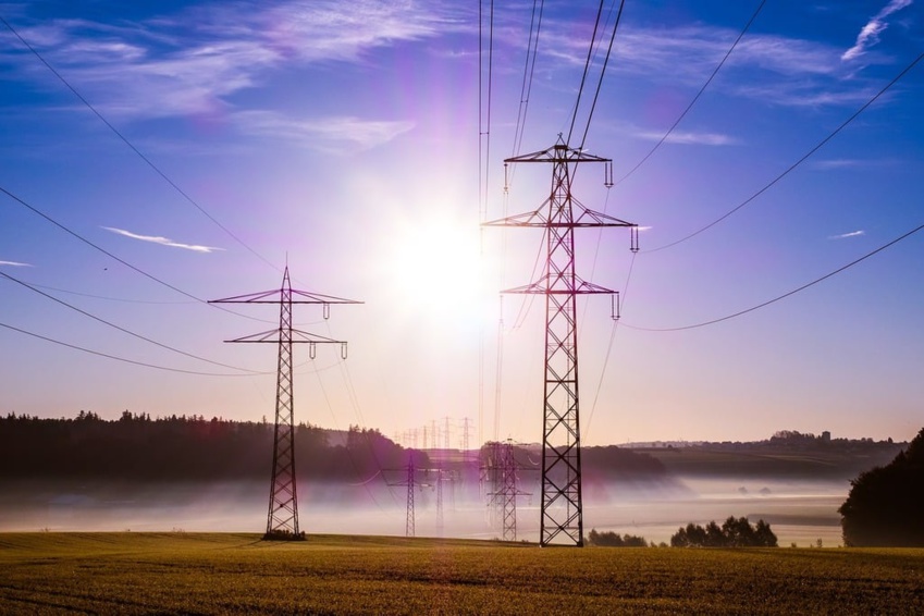 Navigating Grid Modernization: Balancing Challenges and Opportunities in the U.S. Energy Sector