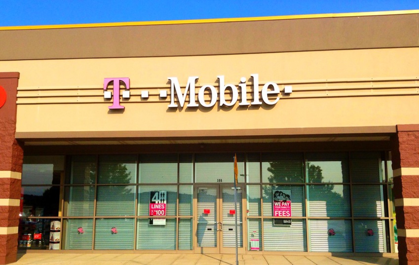 T-Mobile's Response to Hurricanes Helene and Milton: Recovery Efforts and Community Support