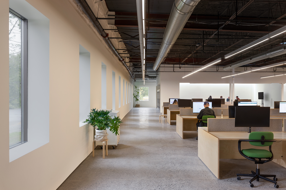 Enhance CRE Value: Sustainable, Flexible Office Solutions for Lower Costs & Emissions