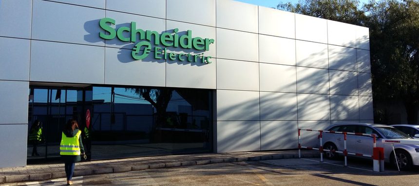 Schneider Electric Partners with Kimberly-Clark for Sustainable Energy Solutions and Decarbonization